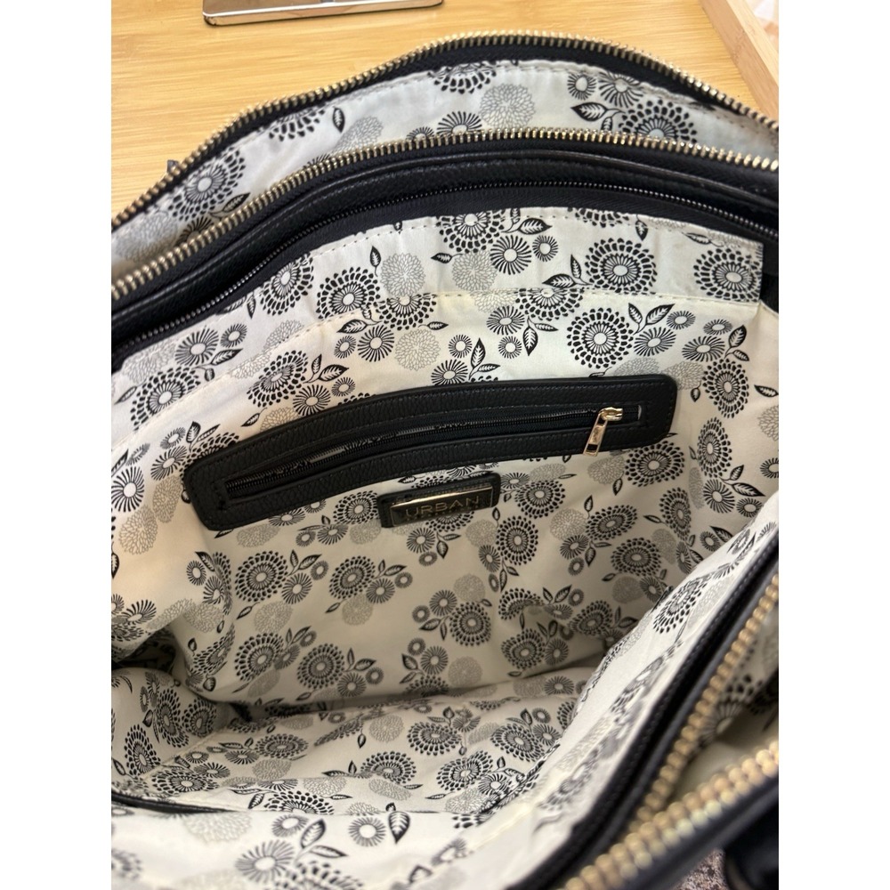 Urban Expression Large Purse, Vegan Leather, Multiple Compartment's-good cond - Picture 10 of 16